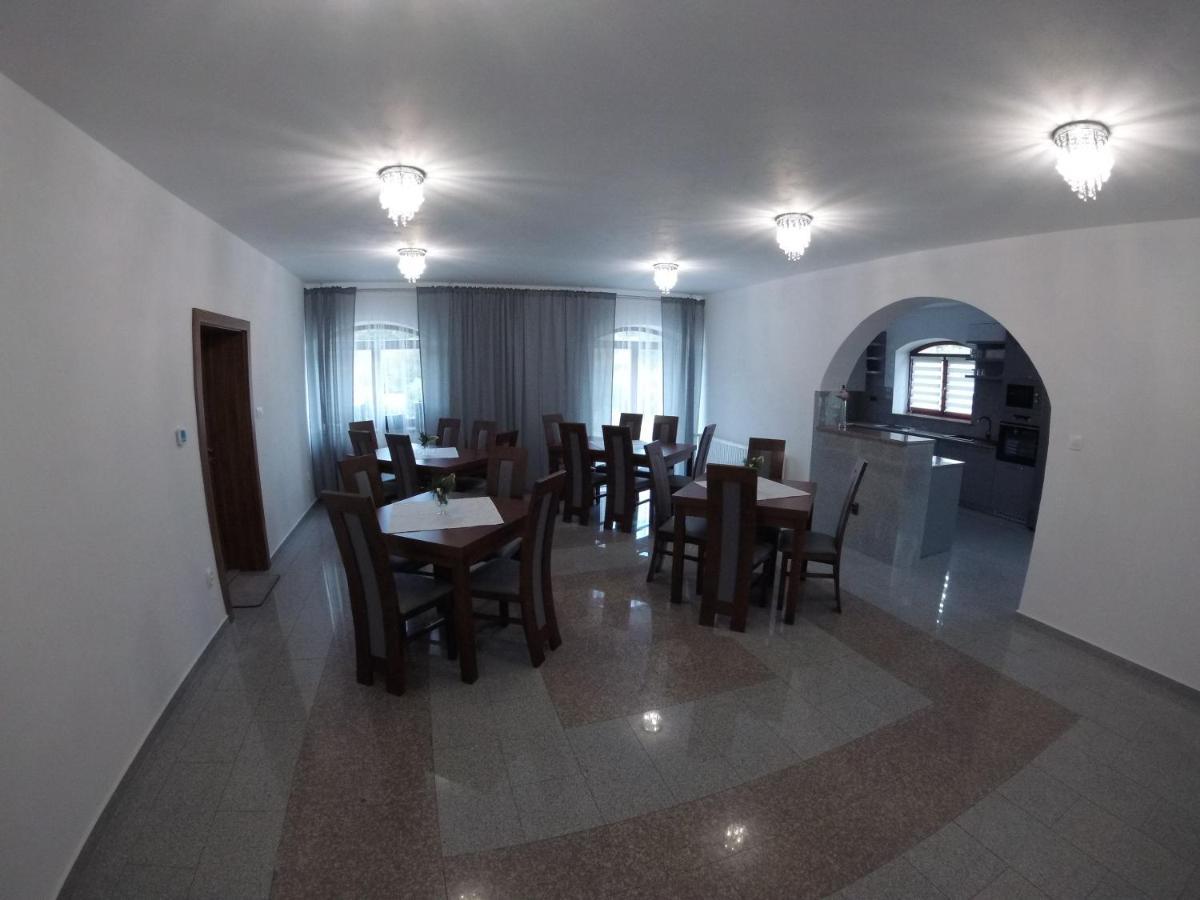 Zamocek Hotel Matiasovce Bagian luar foto